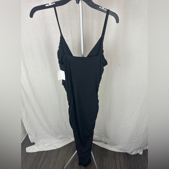 The Fashion Poet Black V-Neck Ruched Bodycon Dress Size Large (12-14) NWT - Picture 10 of 14